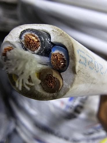 медь кабель: ПВС кабель, 4 мм, Многожильные, Количество жил: 3 — 2