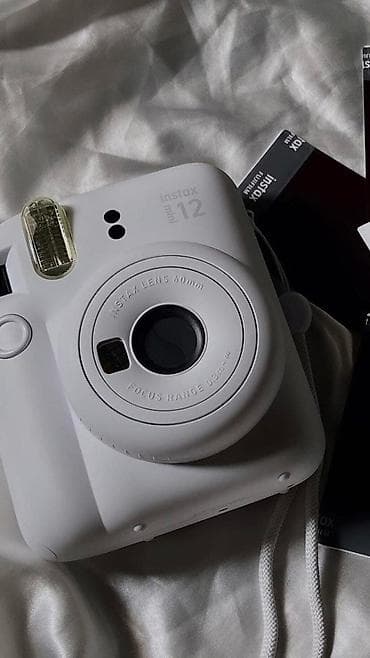 ✨ Instax Mini 12 White — состояние нового Продается стильный Instax