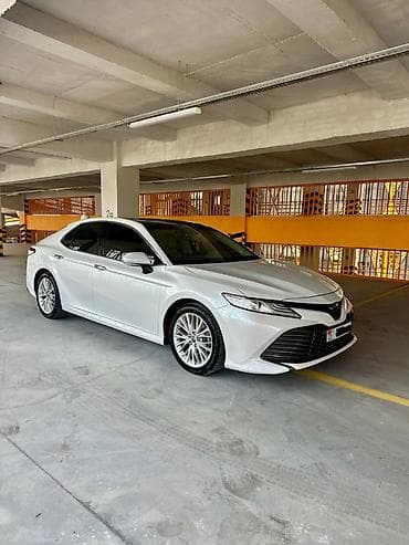 Toyota Camry: 2019 г., 2.5 л, Автомат, Бензин, Седан