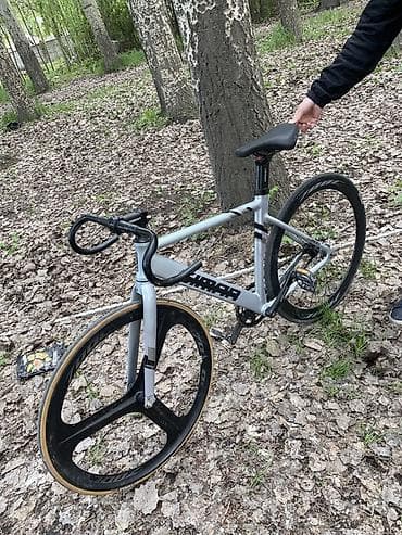 фулл карбон фикс: Фикс/трековый велосипед на легкой алюминиевой раме - Рама — 1