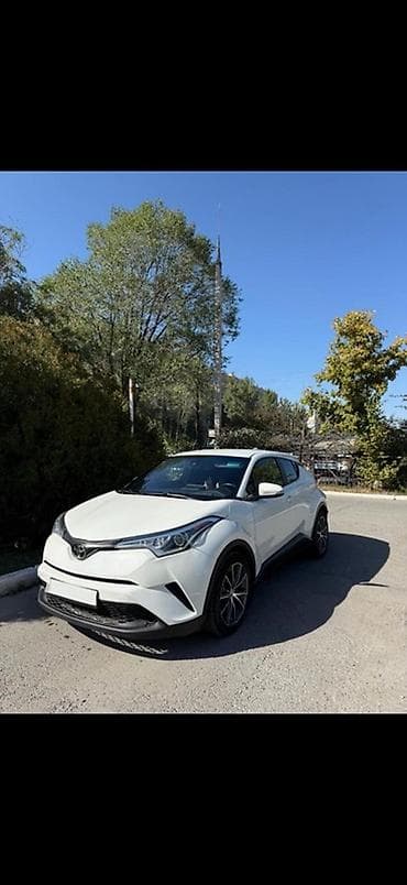 89 2: Toyota C-HR: 2018 г., 2 л, Типтроник, Бензин, Кроссовер — 2