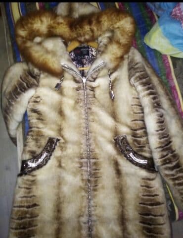 Шубка.размерL.в очень хорошем состоянии