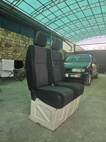 спринтер корзина: Переднее сиденье, Mercedes-Benz — 2