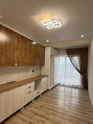 кресло для салон: Мкр.СМУ ул.Кашкина. Рядом Курманбек стадион, кафе рестораны, парк — 1