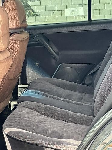 выхлопы машин: Volkswagen Vento: 1996 г., 1.8 л, Механика, Бензин, Седан — 8