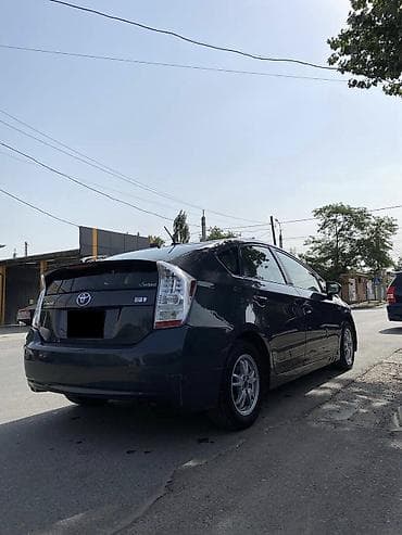 ключ на приус: Toyota Prius: 2011 г., Автомат, Гибрид — 6