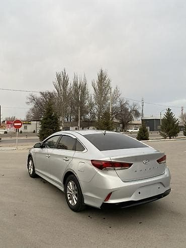 Транспорт: Hyundai Sonata: 2021 г., 2 л, Автомат, Газ, Седан — 4