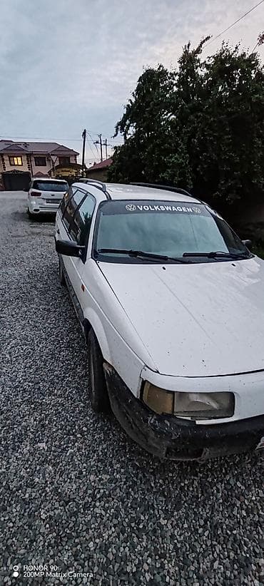 Volkswagen Passat Variant: 1992 г., Кол менен иштөөчү, Бензин, Универсал — 3