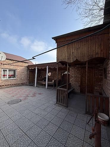 Срочно продаётся мансардный дом! 📍 Район: Свердловский 🏡 Участок: 9,5 — 3
