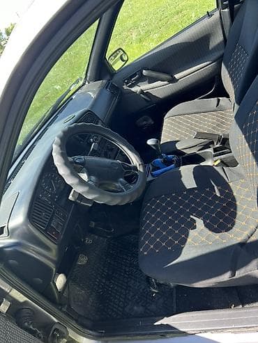 jac t9: Volkswagen Passat: 1993 г., 1.8 л, Ручные, Бензин, Седан — 8