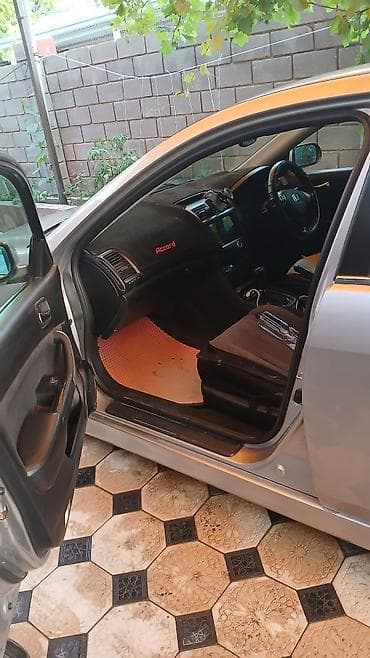 Продажа авто: Honda Accord: 2003 г., 2 л, Автомат, Бензин, Седан — 3