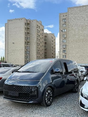 Hyundai Staria: 2021 г., 3.5 л, Автомат, Газ, Минивэн