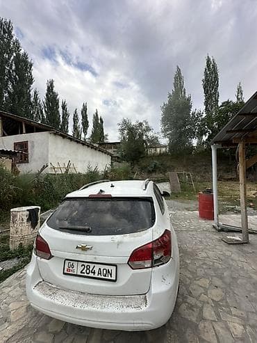 250000 машина: Chevrolet Cruze: 2014 г., 1.8 л, Механика, Бензин, Универсал — 2