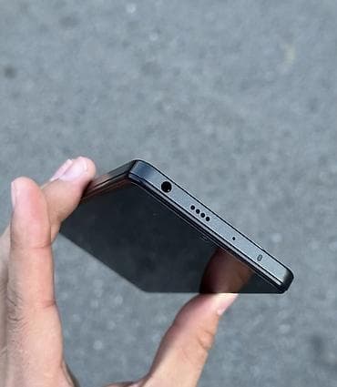 Уюлдук телефондор үчүн аксессуарлар: Poco X5 Pro, Колдонулган, 256 ГБ, түсү - Кара, 2 SIM — 4