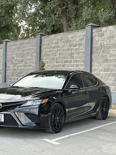 01: Toyota Camry: 2018 г., 2.5 л, Автомат, Бензин, Седан — 3