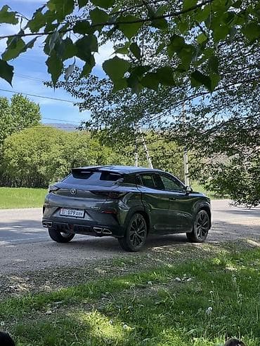 eclipse cross: Changan Uni-T: 2021 г., 1.5 л, Вариатор, Бензин, Кроссовер — 2