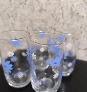 большой бокал: Стеклянные стаканы с цветочным принтом — набор 4 шт. - Материал — 1