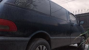 Транспорт: Toyota Previa: 1995 г., Минивэн — 1