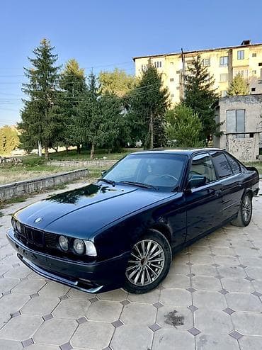 jak авто: BMW 5 series: 1992 г., 2 л, Механика, Бензин, Седан — 4