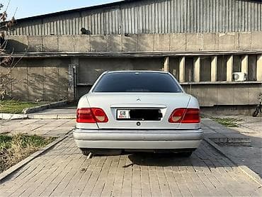 mers e124: Mercedes-Benz E-Class: 1996 г., 2.2 л, Механика, Дизель, Седан — 2