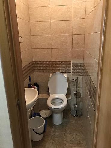 Кыймылсыз мүлк: 2 бөлмө, Риелтор, Чогуу жашоосу жок, Толугу менен эмереги бар — 9