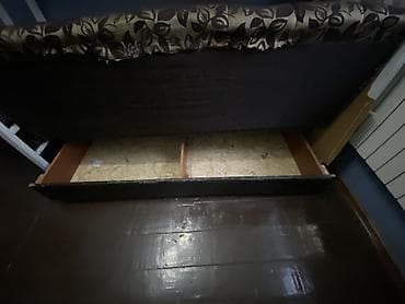 sofa bed: Двухъярусная кровать, Б/у, Складная — 2