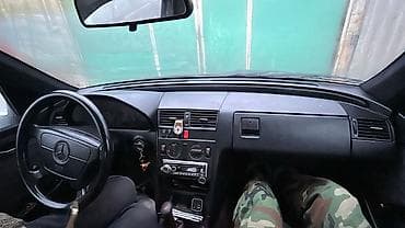 бампер dn8: Mercedes-Benz C-Class: 1994 г., 2 л, Механика, Дизель, Седан — 1
