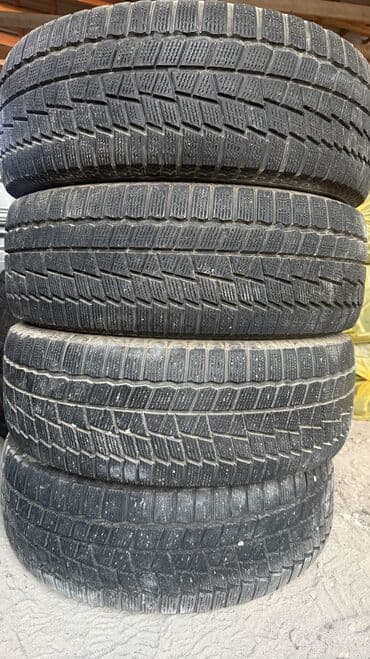 коврик буу: Шины 215 / 60 / R 16, Зима, Б/у, Комплект, Легковые, Maxxis — 1