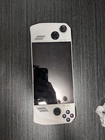 skillmax gt330: Игровая портативная консоль ASUS ROG Ally z1extreme под — 1