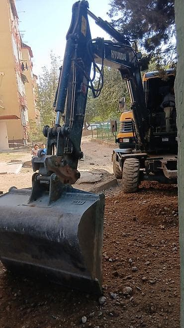 аренда шлифовальной машины по бетону: Услуги спецтехники для строительства и дорожных работ. Доступны: - — 9