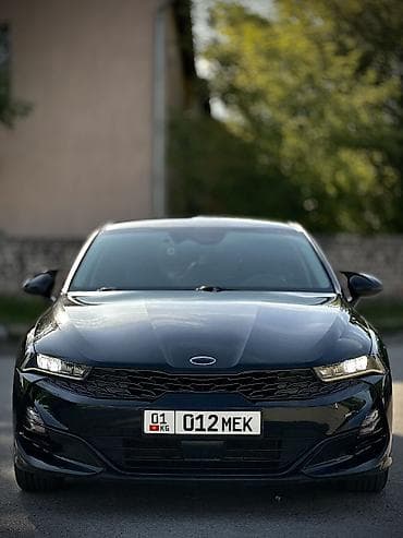 часы в машину: Продажа: черный седан бизнес‑класса (левый руль) Кузов и дизайн: - — 1