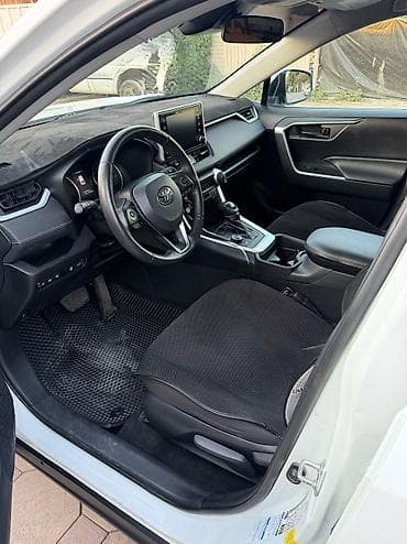 Продажа авто: Toyota RAV4: 2019 г., 2.5 л, Вариатор, Гибрид, Кроссовер — 7