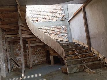 Лестницы и комплектующие на заказ: Бетонная лестница Для дома — 4