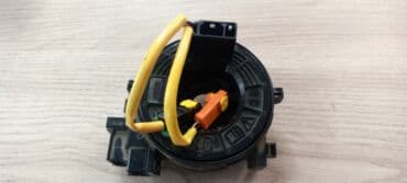 домкрат для машины: Рулевой шлейф Toyota 2012 г., Б/у, Оригинал, Япония — 1