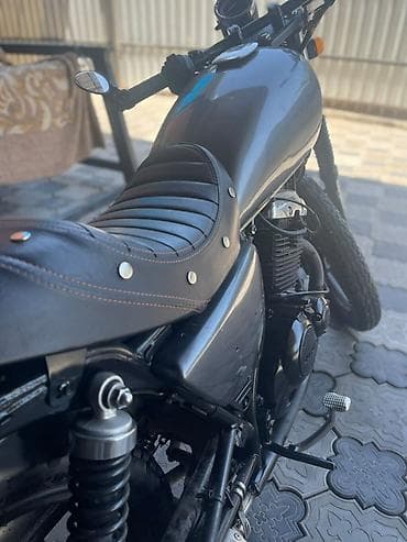 cb 400: Классический мотоцикл Suzuki, 250 куб. см, Бензин, Взрослый, Б/у — 1