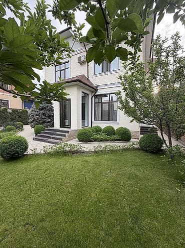 дом ынтымак: Продается дом, центр. Рядом ТЦ Азия Молл, в 3 минутах от проспекта — 2