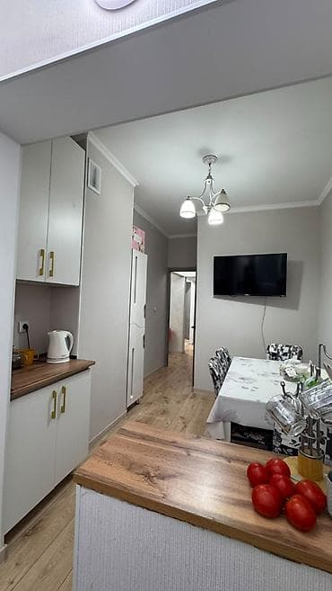 3 комнаты, 72 м², 8 мкр 106 серия, 6 этаж, Свежий ремонт — 5