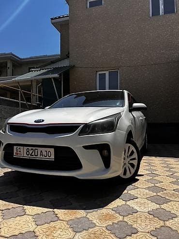 01: Kia Rio: 2019 г., 1.4 л, Механика, Бензин, Седан — 2