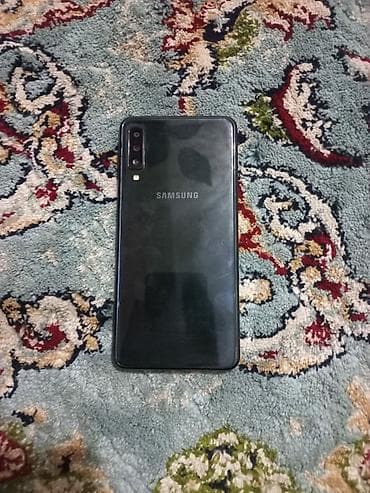 чехол редми 13 с: Samsung Galaxy A7 2018, Б/у, 64 ГБ, цвет - Черный, 2 SIM — 1