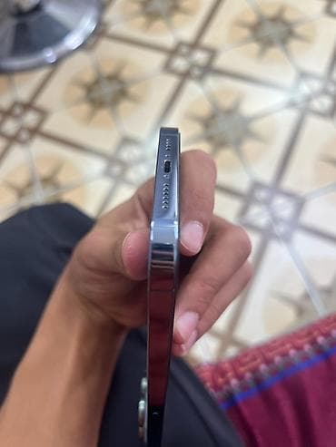 google pixel: IPhone 13 Pro, Sierra Blue — 3