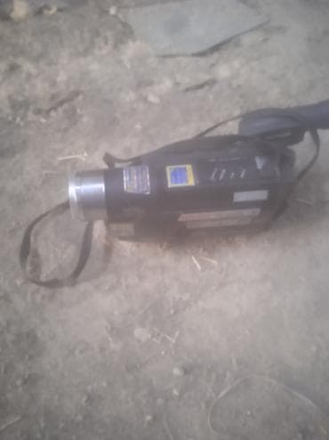 се 2020: Видеокамера формата мини-кассет (винтажная рукояточная камера) - — 1