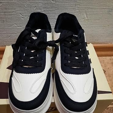 Сапоги: Кроссовки утеплённые, черно-белые - Верх: искусственная кожа с — 3