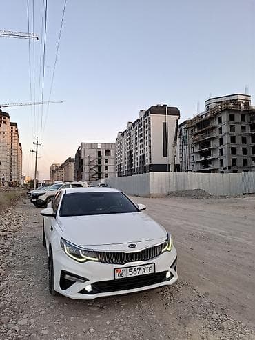 Kia K5: 2018 г., 2 л, Автомат, Газ, Седан
