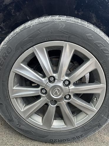 Аксессуарлар жана тюнинг: Алдыңкы бампердин юбкасы Lexus, 2011 г., түсү - Кара, Колдонулган, Өзү алып кетүү — 4