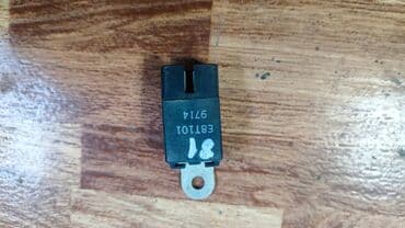 сколько стоят электронные часы: Реле с японского автомобиля. Номер E 8 T 1 0 1 См.Фото. Привозные — 1