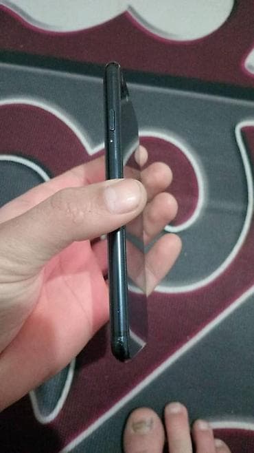 болушу: IPhone SE 2020, Колдонулган, 128 ГБ, Space Gray, Коргоочу айнек, 83 % — 3