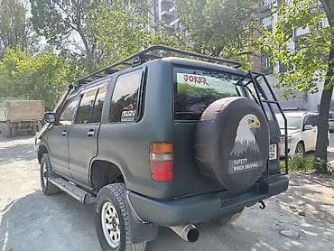 на исузу бигхорн: Isuzu Bighorn: 1995 г., 3.1 л, Автомат, Дизель, Внедорожник — 3