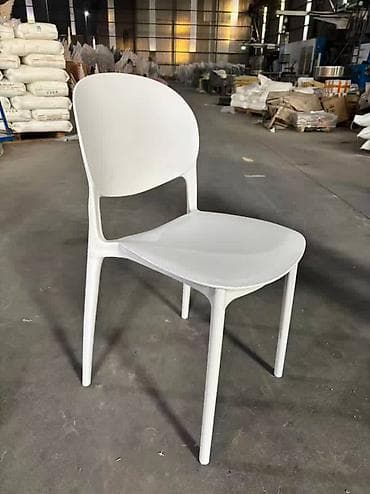 стол компьютерный с регулировкой высоты: Пластиковый стул, Новый, цвет - Черный — 3