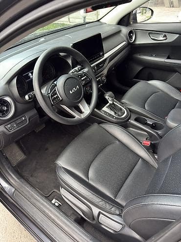 step 2: Kia K3: 2022 г., 1.6 л, Вариатор, Бензин, Седан — 9