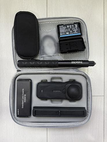Insta360 X5 8K 360 Action Cam — комплект essentialls Bundle Основные